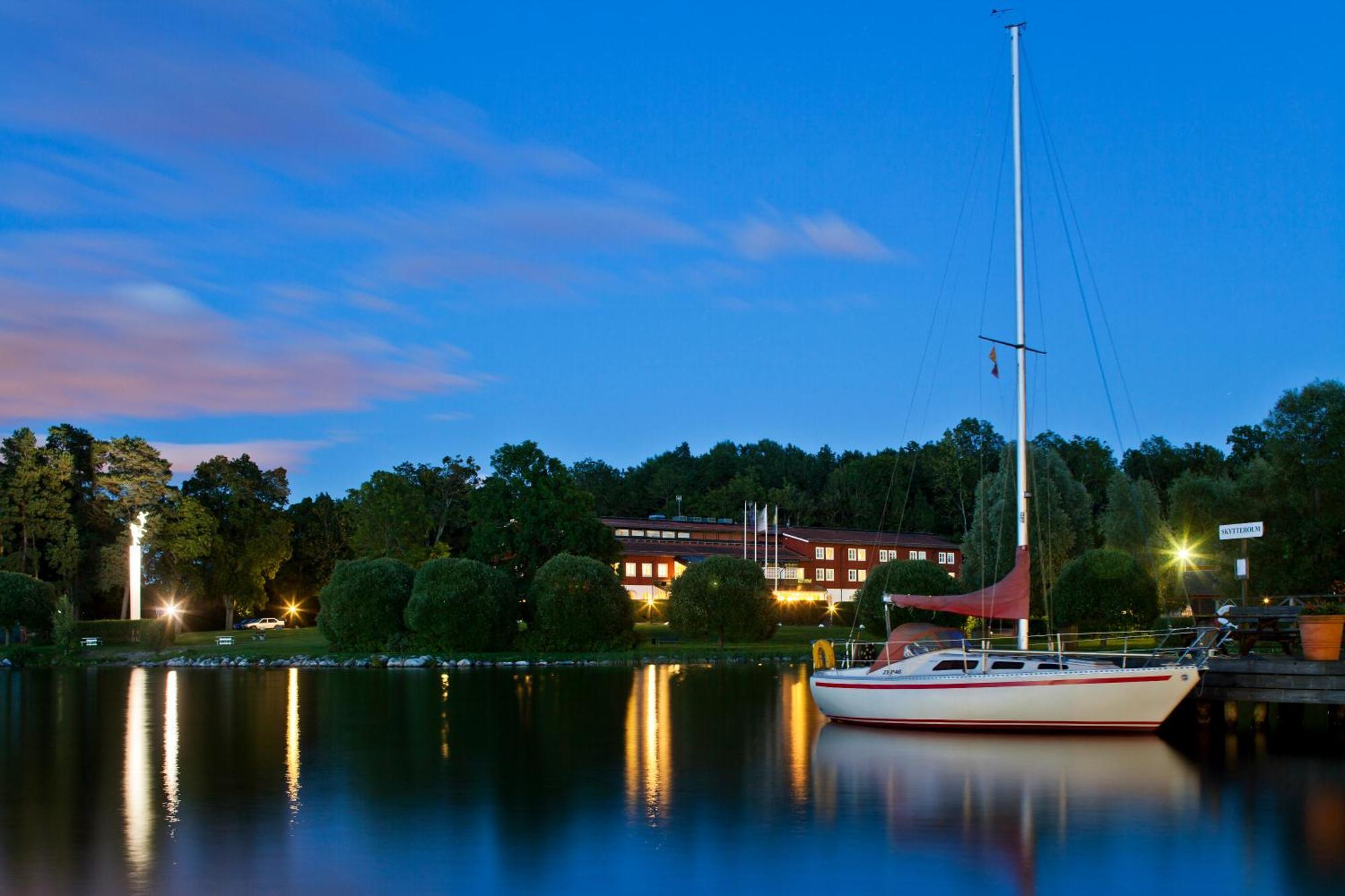 Hotel Skytteholm Ekerö Esterno foto